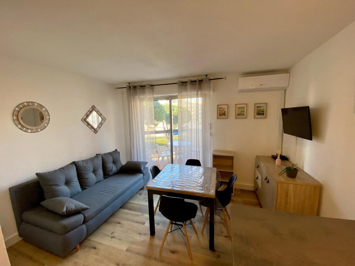 Studio En Bord De Marina Canet-en-Roussillon Exterior photo